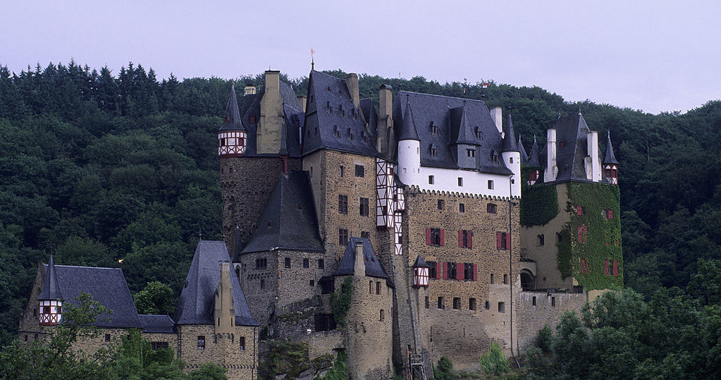 Zamek Eltz /Wolfgang Kaehler / Contributor /Getty Images