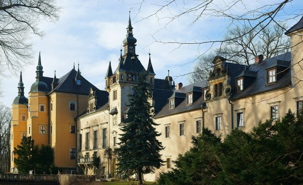 Zamek, kościoły i dawna huta. Sprawdź, gdzie powstawał nowy film Pawlikowskiego