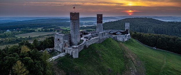 Zamek Królewski w Chęcinach /Shutterstock