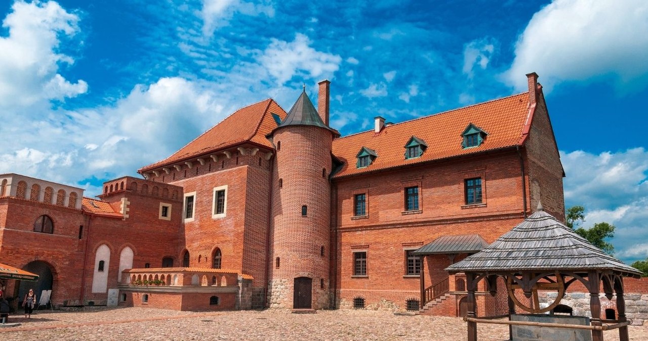 Zamek Tykocin jest jedną z największych atrakcji turystycznych Podlasia /Radek Jaworski  /Agencja FORUM