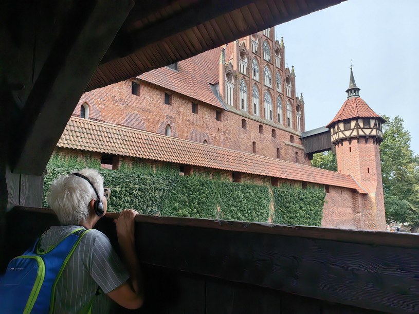 Zamek w Malborku przyciąga turystów jak magnes /Andrzej Zbraniecki/East News /East News
