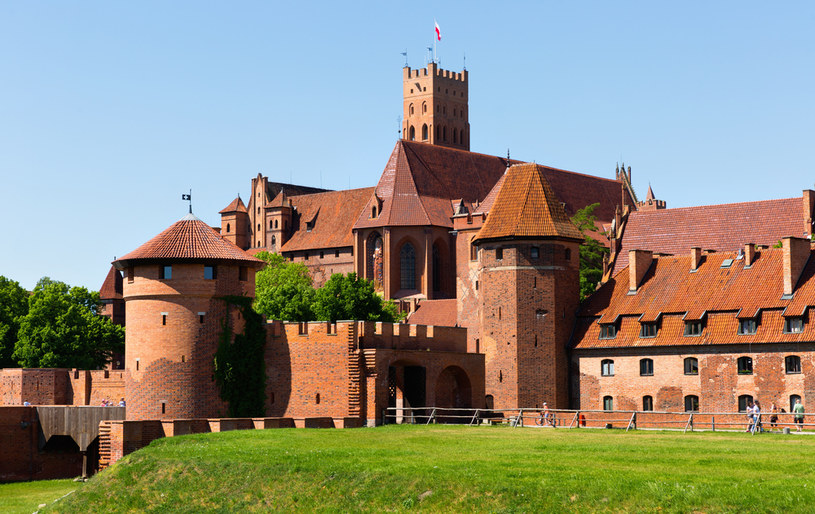 Zamek w Malborku to istny kolos. Największy w Polsce. /123RF/PICSEL