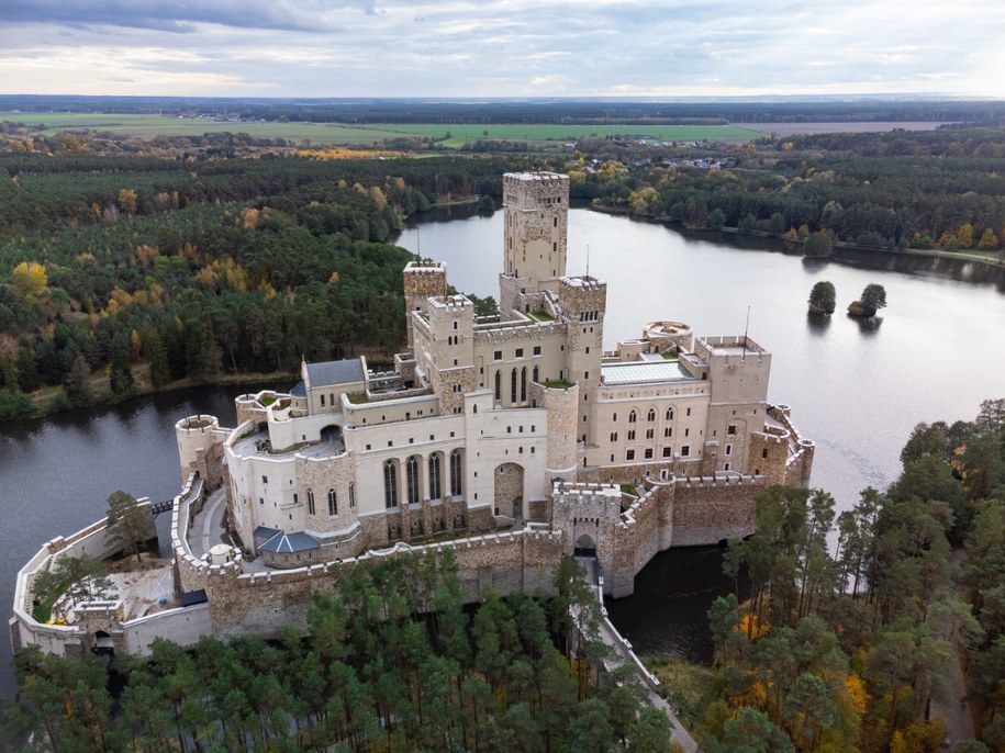 Zamek w Stobnicy /Shutterstock