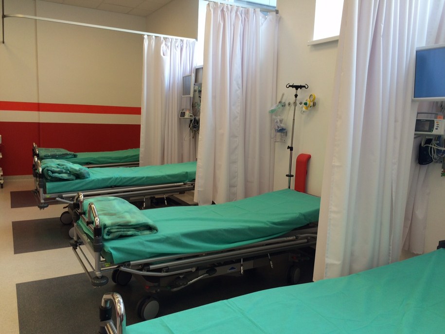 Zamiast 10 łóżek wyremontowany SOR ma 30 /Kuba Kaługa /RMF FM