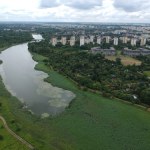 Zamiast pięknej wody jest bagno. Jest akcja w sprawie bezcennego jeziora