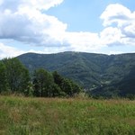 Zamiast w Tatry, wybierz się tu. Najwyższy szczyt zdobędziesz nawet z dziećmi