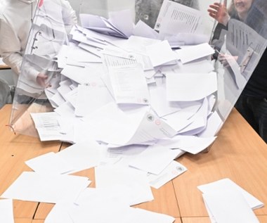 Zamienili wyniki wyborów. Pracownicy komisji odpowiedzą przed sądem