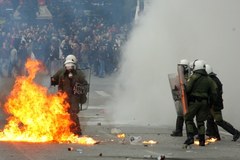 Zamieszki na ulicach Aten