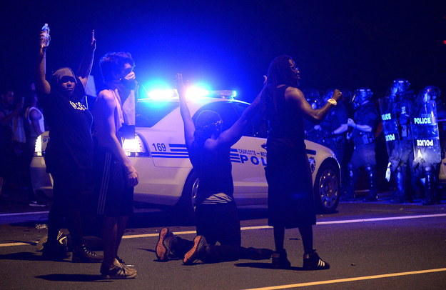 Zamieszki po zabójstwie czarnoskórego w Charlotte /TNS/ABACA /PAP/EPA