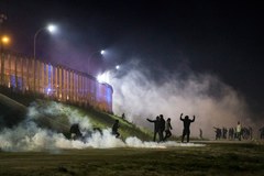 Zamieszki w "dżungli" w Calais