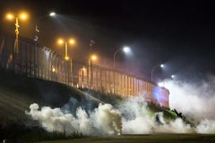 Zamieszki w "dżungli" w Calais