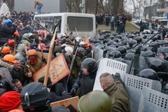 Zamieszki w Kijowie. Milicja starła się z protestującymi