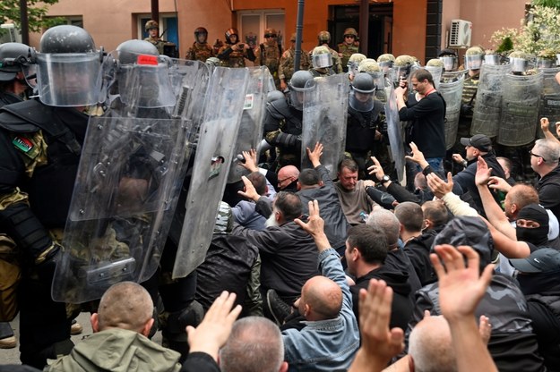 Zamieszki w Kosowie /	GEORGI LICOVSKI /PAP/EPA