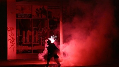 ​Zamieszki w Los Angeles nie ustają. Władze wprowadzają godzinę policyjną