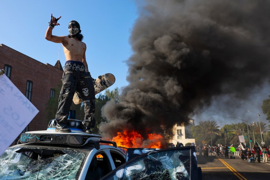 Zamieszki w Los Angeles /allison dinner /PAP/EPA