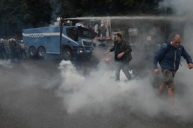 Zamieszki w Neapolu /EPA