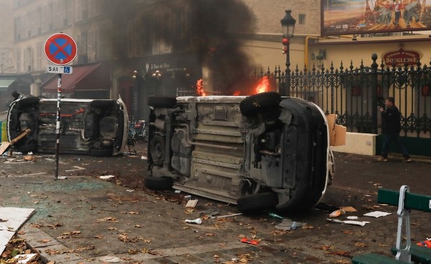 Zamieszki w Paryżu w związku z zastrzeleniem trzech Kurdów