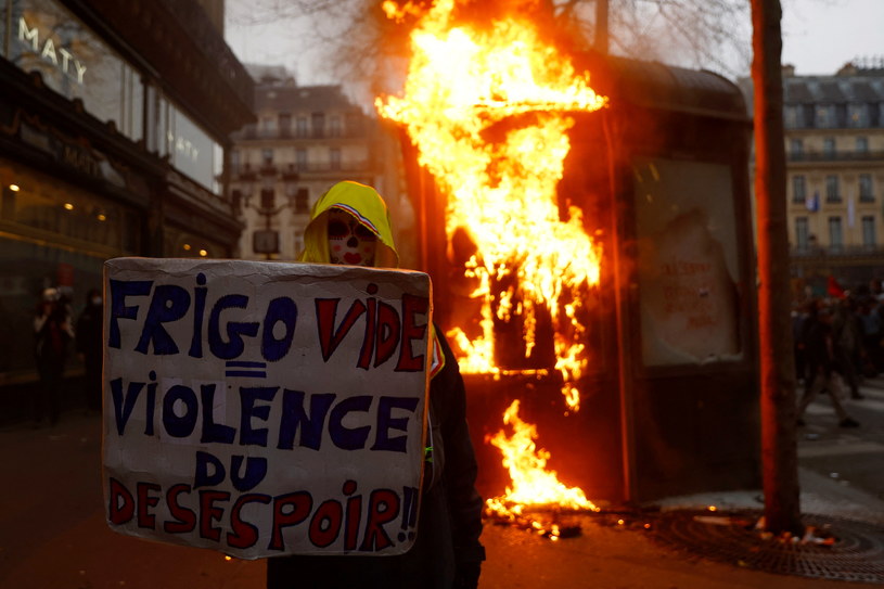 Zamieszki w Paryżu /GONZALO FUENTES/Reuters /Agencja FORUM