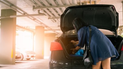 Zamknęła dziecko w bagażniku auta, bo ją zdenerwowało