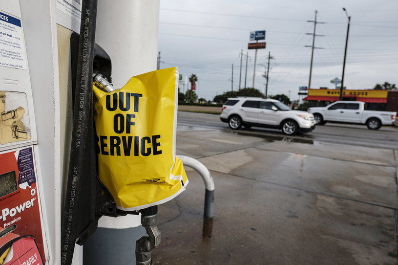Zamknięta stacja benzynowa w Gulfport, Mississippi /EPA