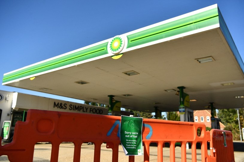 Zamknięta z powodu braku paliwa stacja BP w Hildenborough, południowo wschodnia Anglia (24 września 2021 r.) /AFP
