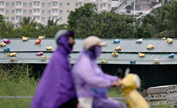 Zamknięte lotniska i ewakuacje. Wietnam szykuje się na nadejście żywiołu