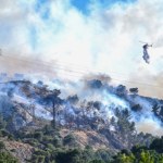 Zamknięte lotnisko, setki strażaków w akcji. Dramat zaczął się od pożaru auta