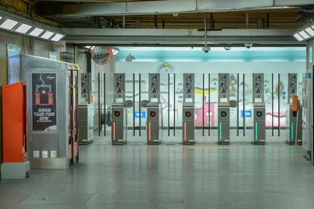 Zamknięte metro w Brukseli /STEPHANIE LECOCQ  /PAP/EPA