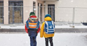 Zamknięte szkoły, zawieszone zajęcia. Zima nie sprzyja nauce