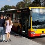 Zamknięte ulice, objazdy i zmiany w komunikacji 1 sierpnia w Warszawie