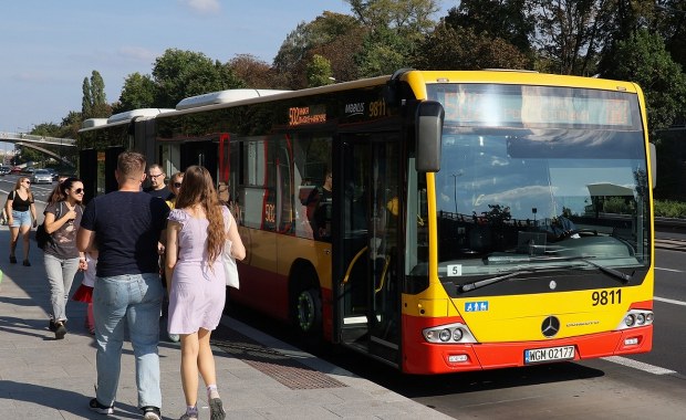 Zamknięte ulice, objazdy i zmiany w komunikacji 1 sierpnia w Warszawie