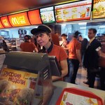 Zamknięty McDonald's na placu Puszkina wznowił pracę