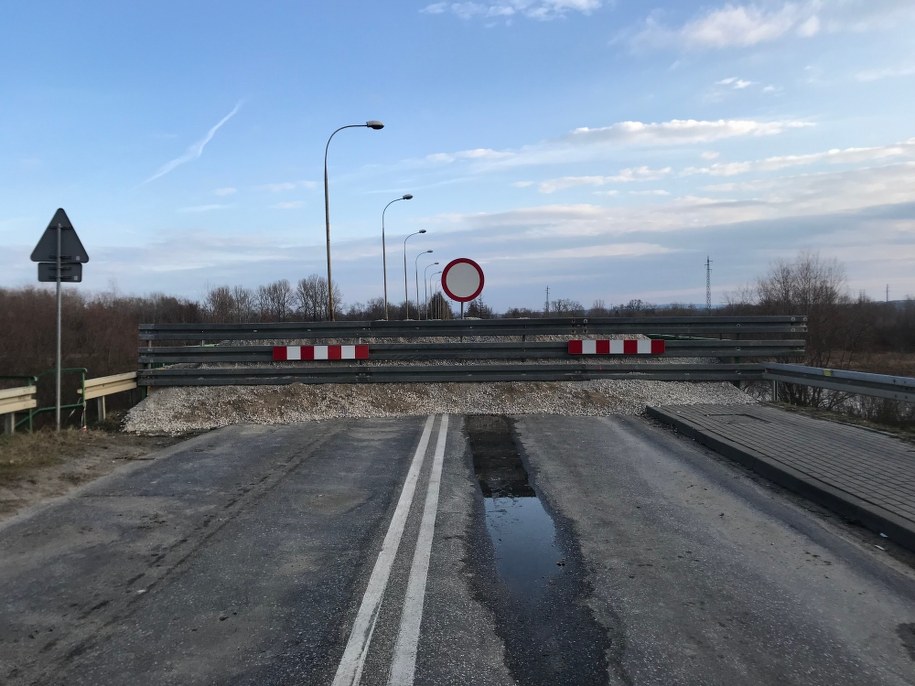 Zamknięty most Ostrowie koło Tarnowa /Marek Wiosło /RMF FM