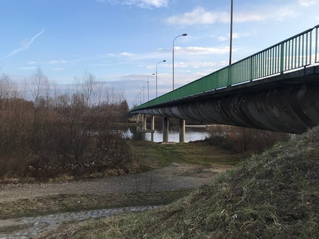 Zamknięty most Ostrowie koło Tarnowa /Marek Wiosło /RMF FM