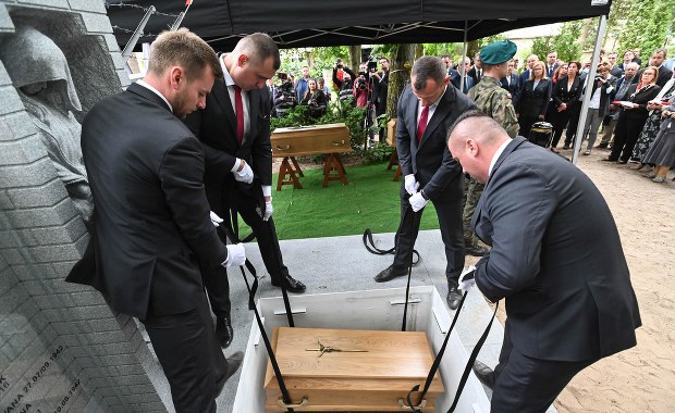 Zamordowane w obozie w Ravensbrück polskie żołnierki pochowano z honorami