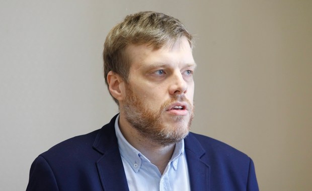 Zandberg: Partia Razem to koniec finansowania Kościoła z publicznych pieniędzy