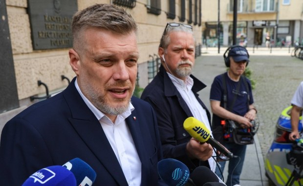 Zandberg: Pozwoliłem sobie uczulić pana Karola Nawrockiego
