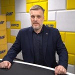 Adrian Zandberg Zandberg uderza w Lewicę i PSL. "Podążają w orszaku Donalda Tuska"