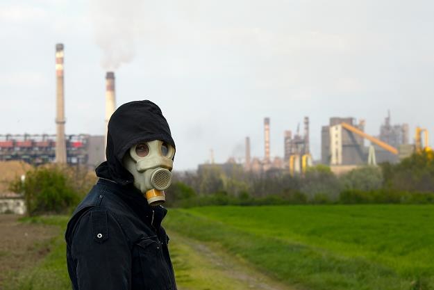 Zanieczyszczenie powietrza jest problemem cywilizacyjnym Polski /&copy;123RF/PICSEL
