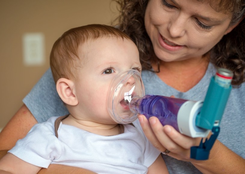 Zanieczyszczenie powietrza wywołuje astmę u dzieci /123RF/PICSEL