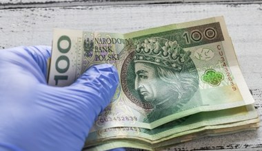 Zanim 50-latek zareagował, stracił 2000 zł. Tak kradną pieniądze 