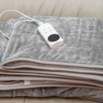 Zanim mocniej odkręcisz grzejnik, zobacz to. Action przecenił jesienny hit