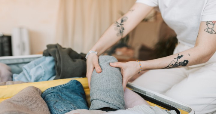 Zanim rozpoczniesz pakowanie odzieży, przemyśl, co chcesz zabrać /materiały promocyjne