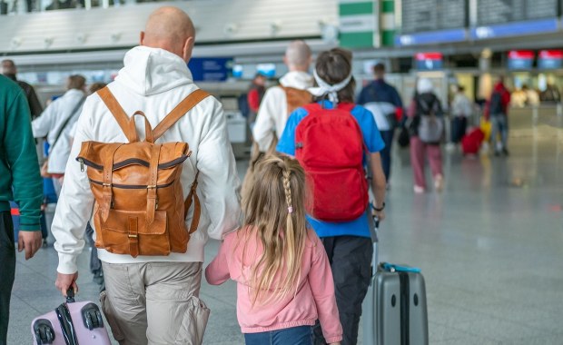 Zanim weźmiesz własne jedzenie do samolotu. Oto najnowsze zasady 