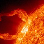 Zaobserwowano potężny wybuch na Słońcu, pojawią się zorze polarne