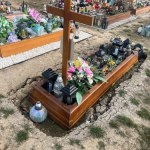 Zapadające się groby na legnickim cmentarzu. "Czasami trumny wypływały"