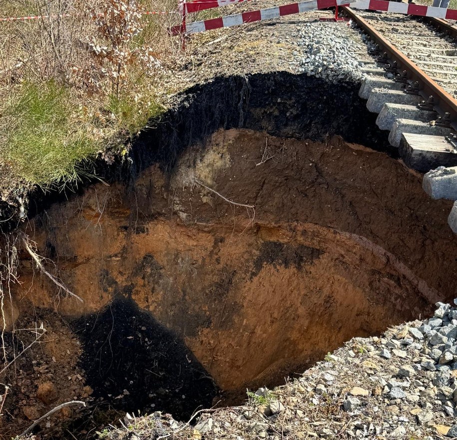 Zapadlisko w Trzebini /