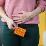 Zapalenie przydatków - dolegliwość młodych kobiet. Skąd się bierze i jak się to leczy?