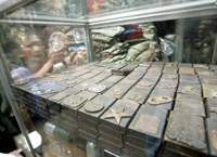 Zapalniczki należące do Amerykanów należą do stałej ekspozycji Muzeum Wojny w  Ho Chi Minh /INTERIA.PL/AFP