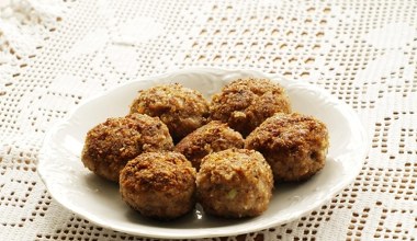 Запечені котлети з родзинкою. Хіт на столі